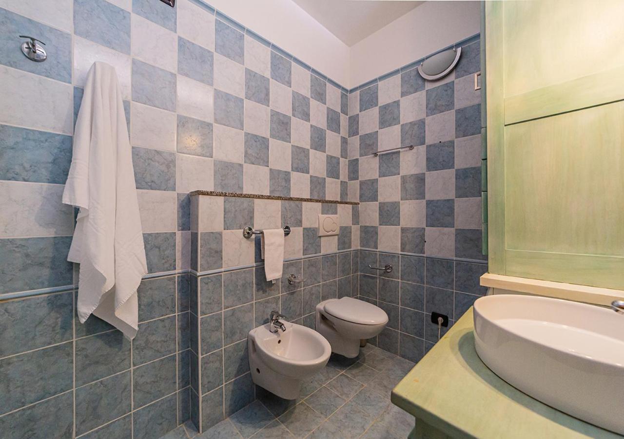 Murphy Holiday Home - Le Residenze Di Padule 02 La Maddalena  Dış mekan fotoğraf