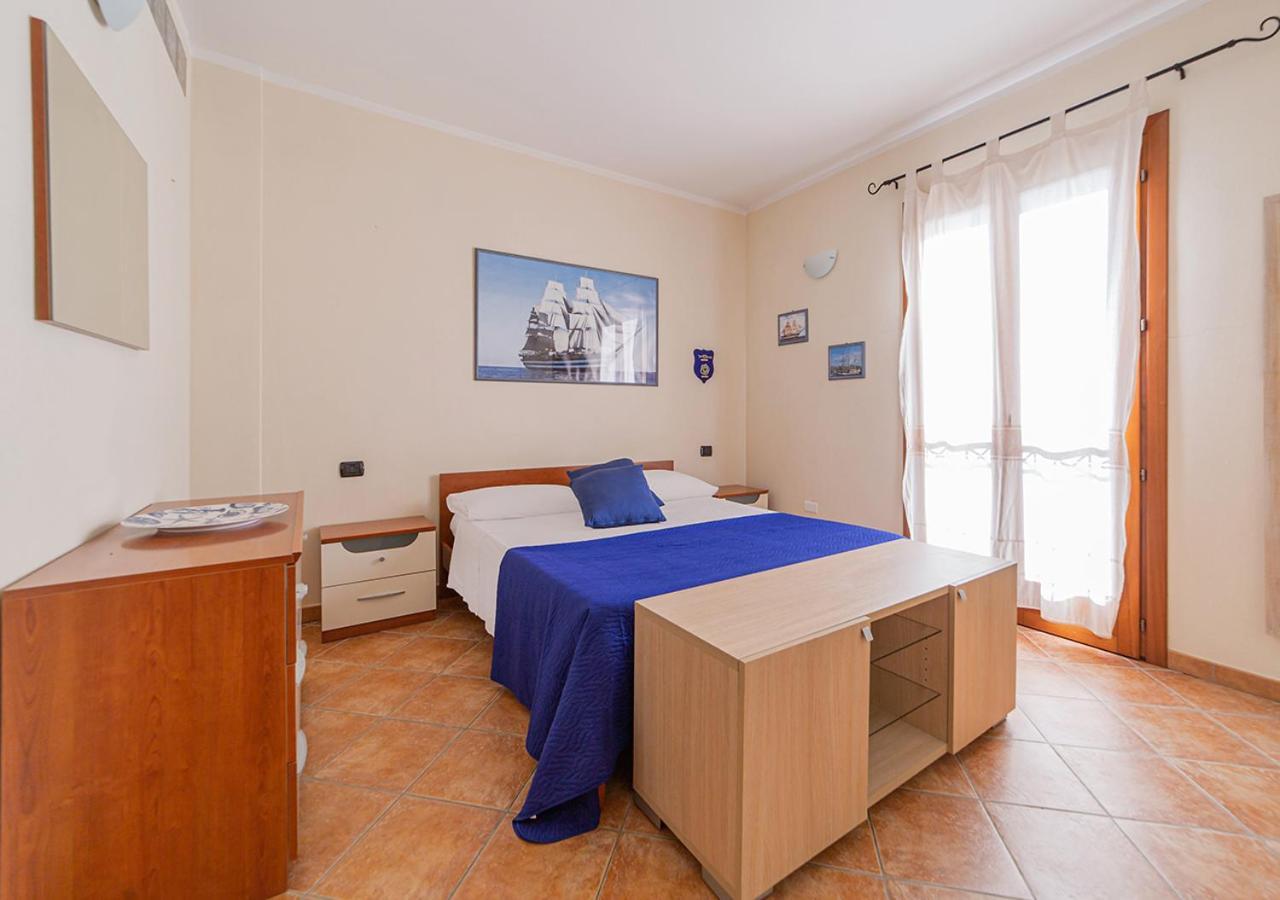 Murphy Holiday Home - Le Residenze Di Padule 02 La Maddalena  Dış mekan fotoğraf